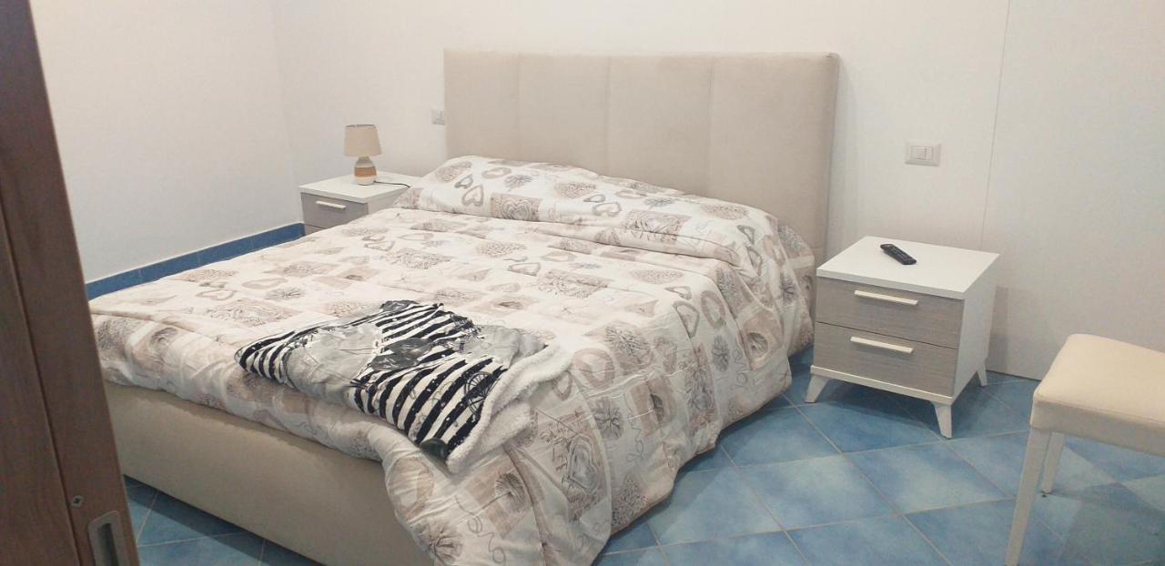 Appartamento G. Cervera66 Ischia Luaran gambar