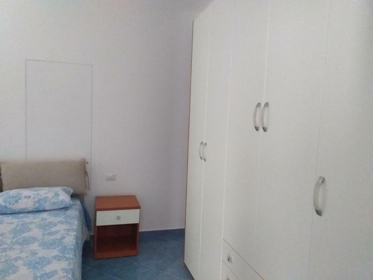 Appartamento G. Cervera66 Ischia Luaran gambar