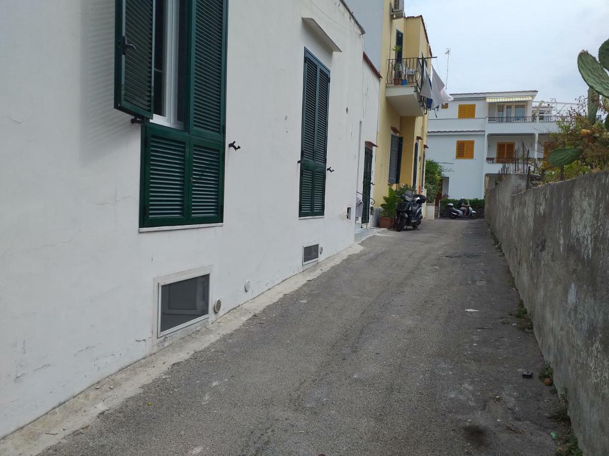 Appartamento G. Cervera66 Ischia Luaran gambar